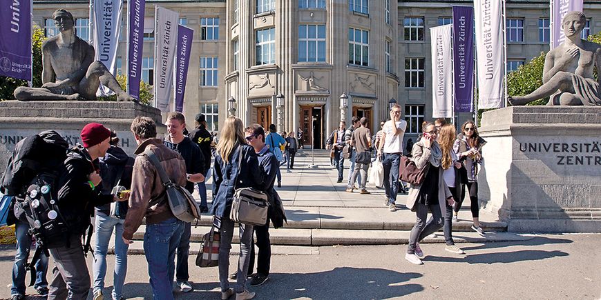Masterabsolventen: Drei Viertel arbeiten Vollzeit